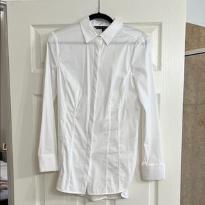 White House Black Market Women's White Tunic Top